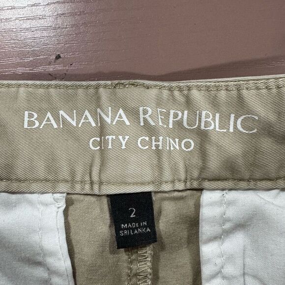 Banana Republic Tan City Chino Shorts - Picture 3 of 6